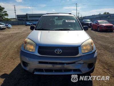 Piąte zdjęcie samochodu w środku: 2004 TOYOTA RAV4 BASE VIN:JTEHD20VX46006594 - miniatura