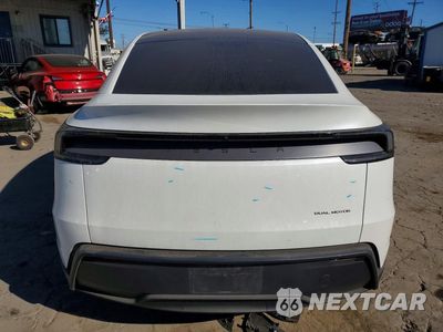 Zdjęcie 6 z 13 samochodu: 2026 TESLA MODEL Y VIN:7SAYGDEE3TF531650 - miniatura