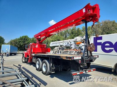 Drugie zdjęcie samochodu z przodu: 1995 FORD LT9000 TRUCK MOUNTED CRANE VIN:1FDZU90S4SVA11778 - miniatura