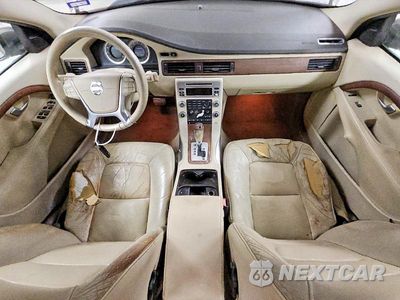 Zdjęcie 8 z 14 samochodu: 2010 VOLVO S80 3.2 VIN:YV1982ASXA1131406 - miniatura