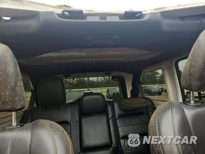 Zdjęcie 10 z 13 samochodu: 2019 JEEP WRANGLER UNLIMITED SAHARA VIN:1C4HJXEGXKW549008 - miniatura