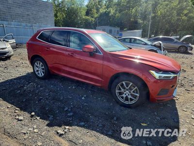 Czwarte zdjęcie samochodu z boku: 2018 VOLVO XC60 T5 VIN:LYV102RK8JB100761 - miniatura