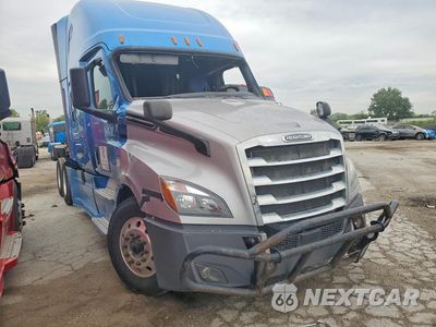 Czwarte zdjęcie samochodu z boku: 2019 FREIGHTLINER CASCADIA 126 SEMI TRUCK VIN:3AKJHHDR3KSHU7081 - miniatura