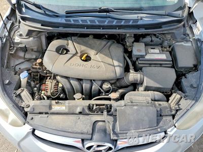 Zdjęcie 11 z 12 samochodu: 2012 HYUNDAI ELANTRA GLS VIN:5NPDH4AE7CH074289 - miniatura