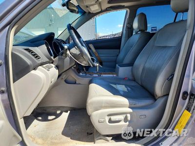 Zdjęcie 7 z 12 samochodu: 2008 TOYOTA HIGHLANDER HYBRID LIMITED VIN:JTEEW44A382003159 - miniatura