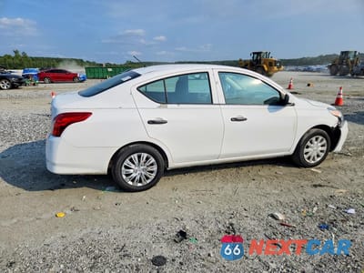 Trzecie zdjęcie samochodu z tyłu: 2019 NISSAN VERSA S VIN:3N1CN7AP8KL827448 - miniatura