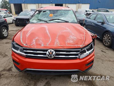 Piąte zdjęcie samochodu w środku: 2019 VOLKSWAGEN TIGUAN SE VIN:3VV2B7AX8KM108553 - miniatura