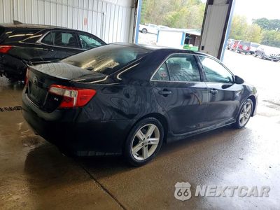 Trzecie zdjęcie samochodu z tyłu: 2012 TOYOTA CAMRY SE VIN:4T1BF1FKXCU107801 - miniatura