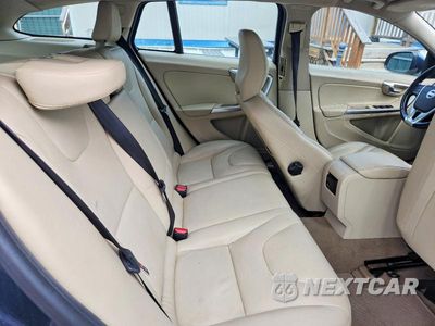 Zdjęcie 10 z 12 samochodu: 2015 VOLVO V60 PREMIER VIN:YV1612SB8F1190984 - miniatura