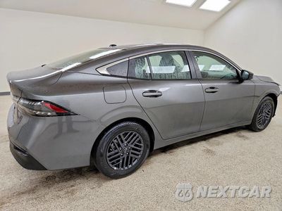 Trzecie zdjęcie samochodu z tyłu: 2027 NISSAN SENTRA SV VIN:3N1AB9CV4VY221854 - miniatura
