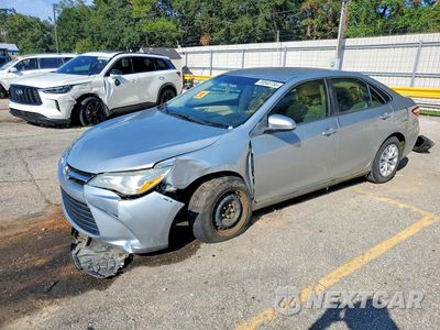 2016 TOYOTA CAMRY LE 4T1BF1FK8GU608708 - główne zdjęcie licytacji z USA - miniatura