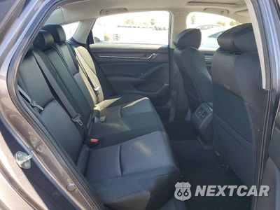 Zdjęcie 10 z 13 samochodu: 2019 HONDA ACCORD EX VIN:1HGCV1F43KA101885 - miniatura
