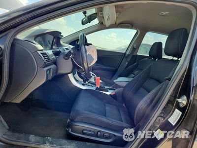 Zdjęcie 7 z 13 samochodu: 2015 HONDA ACCORD SPORT VIN:1HGCR2F54FA001366 - miniatura