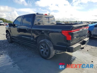 Drugie zdjęcie samochodu z przodu: 2024 FORD F150 LIGHTNING LARIAT VIN:1FT6W5L76RWG08517 - miniatura