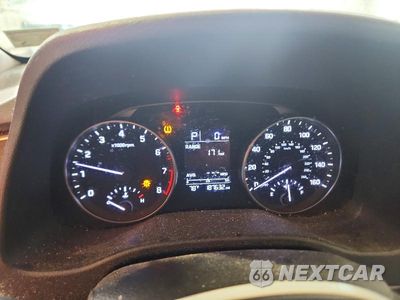 Zdjęcie 9 z 12 samochodu: 2017 HYUNDAI ELANTRA SE VIN:KMHD74LF2HU085606 - miniatura