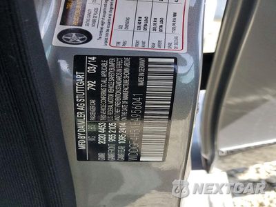 Zdjęcie 12 z 12 samochodu: 2014 MERCEDES-BENZ C 250 VIN:WDDGF4HB1EA956041 - miniatura