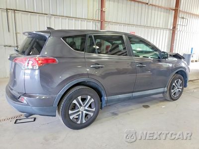 Trzecie zdjęcie samochodu z tyłu: 2018 TOYOTA RAV4 LE VIN:2T3ZFREVXJW442232 - miniatura