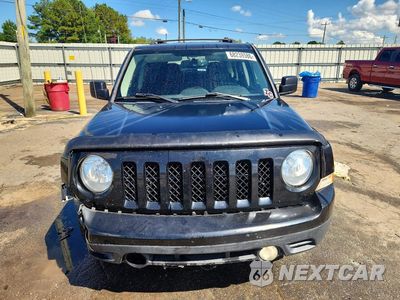 Piąte zdjęcie samochodu w środku: 2015 JEEP PATRIOT LIMITED VIN:1C4NJPCB0FD372643 - miniatura