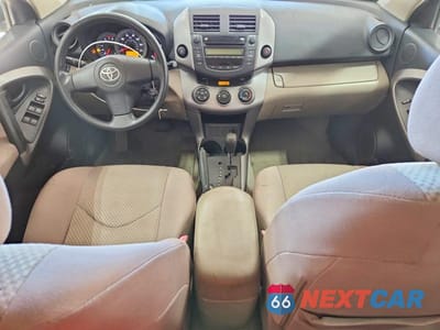 Zdjęcie 8 z 13 samochodu: 2008 TOYOTA RAV4 BASE VIN:JTMBD33VX86063086 - miniatura