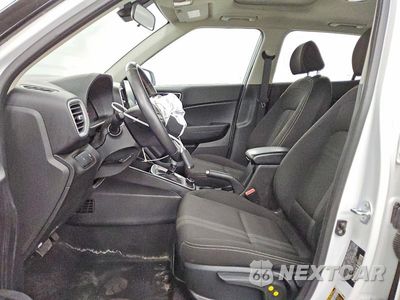 Zdjęcie 7 z 12 samochodu: 2025 HYUNDAI VENUE SEL VIN:KMHRC8A3XSU354931 - miniatura