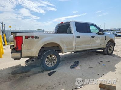 Trzecie zdjęcie samochodu z tyłu: 2019 FORD F250 SUPER DUTY VIN:1FT7W2BT6KEC65947 - miniatura