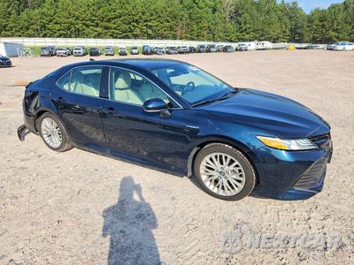 Czwarte zdjęcie samochodu z boku: 2019 TOYOTA CAMRY HYBRID XLE VIN:4T1B21HK5KU518966 - miniatura