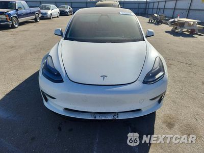Piąte zdjęcie samochodu w środku: 2021 TESLA MODEL 3 VIN:5YJ3E1EA0MF947732 - miniatura