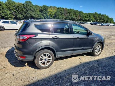 Trzecie zdjęcie samochodu z tyłu: 2018 FORD ESCAPE SE VIN:1FMCU0GD5JUC11288 - miniatura