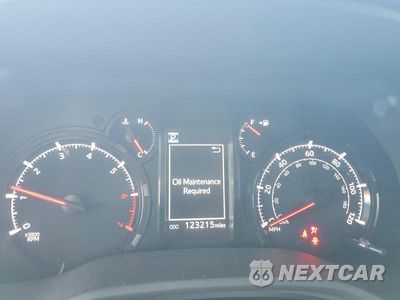 Zdjęcie 9 z 14 samochodu: 2021 TOYOTA 4RUNNER SR5 VIN:JTEMU5JRXM5969714 - miniatura