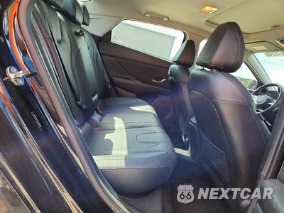 Zdjęcie 10 z 12 samochodu: 2023 HYUNDAI ELANTRA LIMITED VIN:5NPLP4AG1PH090381 - miniatura
