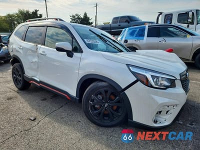 Czwarte zdjęcie samochodu z boku: 2019 SUBARU FORESTER SPORT VIN:JF2SKAPC9KH536606 - miniatura