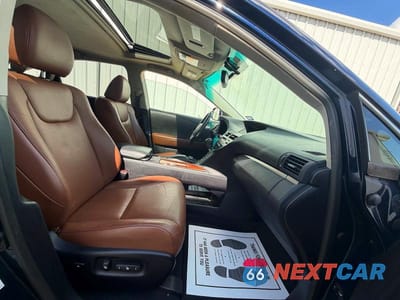 Piąte zdjęcie samochodu w środku: 2015 LEXUS RX 350 BASE VIN:2T2ZK1BA5FC189140 - miniatura