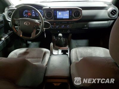 Zdjęcie 8 z 12 samochodu: 2017 TOYOTA TACOMA TRD OFF-ROAD VIN:5TFCZ5AN7HX066798 - miniatura