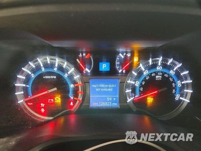 Zdjęcie 9 z 12 samochodu: 2019 TOYOTA 4RUNNER VIN:JTEBU5JR1K5678815 - miniatura