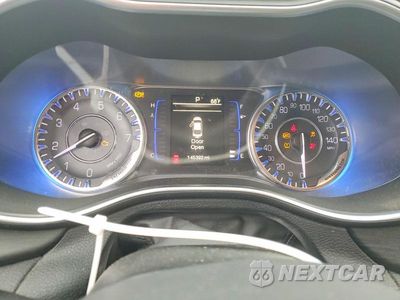 Zdjęcie 9 z 12 samochodu: 2015 CHRYSLER 200 LIMITED VIN:1C3CCCABXFN740306 - miniatura