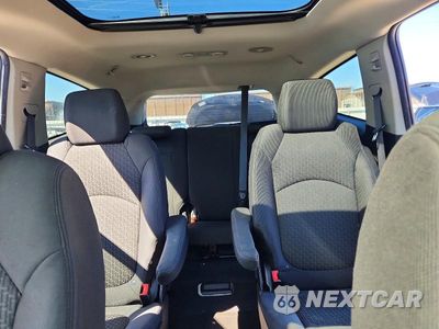 Zdjęcie 10 z 13 samochodu: 2011 CHEVROLET TRAVERSE LT VIN:1GNKRGED6BJ349140 - miniatura