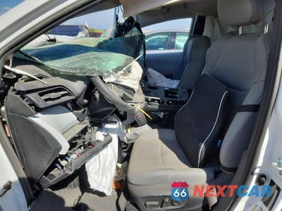 Zdjęcie 7 z 13 samochodu: 2026 TOYOTA SIENNA XLE 7-PASSENGER VIN:5TDYSKFC7TS234664 - miniatura