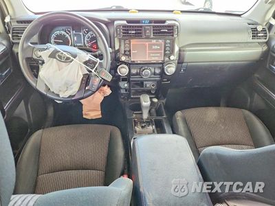 Zdjęcie 8 z 14 samochodu: 2022 TOYOTA 4RUNNER TRD OFF-ROAD VIN:JTEPU5JR3N6022314 - miniatura