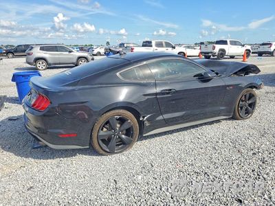 Trzecie zdjęcie samochodu z tyłu: 2021 FORD MUSTANG VIN:1FA6P8TH5M5147015 - miniatura