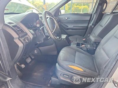 Zdjęcie 7 z 12 samochodu: 2016 FORD EXPLORER POLICE INTERCEPTOR VIN:1FM5K8AR0GGA37333 - miniatura