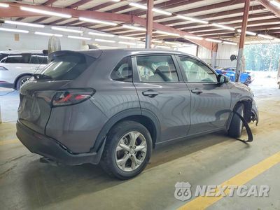 Trzecie zdjęcie samochodu z tyłu: 2025 HONDA HR-V LX VIN:3CZRZ2H34SM775340 - miniatura