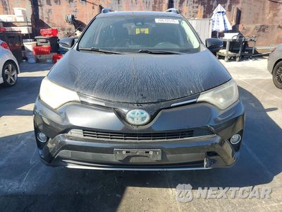 Piąte zdjęcie samochodu w środku: 2017 TOYOTA RAV4 HYBRID XLE VIN:JTMRJREV3HD147687 - miniatura
