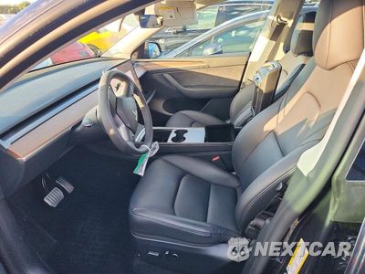 Zdjęcie 7 z 13 samochodu: 2024 TESLA MODEL Y VIN:7SAYGAEE8RF168995 - miniatura