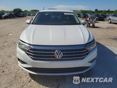 Piąte zdjęcie samochodu w środku: 2019 VOLKSWAGEN JETTA S VIN:3VWC57BU2KM026085 - miniatura