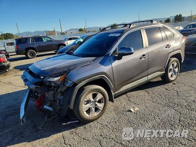2025 TOYOTA RAV4 XLE 2T3W1RFV2SC314280 - główne zdjęcie licytacji z USA - miniatura