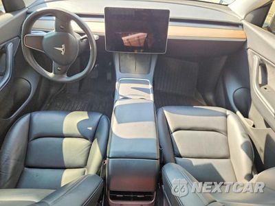 Zdjęcie 8 z 13 samochodu: 2022 TESLA MODEL Y VIN:7SAYGDEE4NF439742 - miniatura