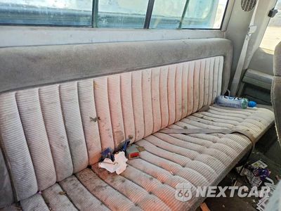 Zdjęcie 10 z 12 samochodu: 1994 CHEVROLET GMT-400 K2500 VIN:2GCFK29K8R1295421 - miniatura