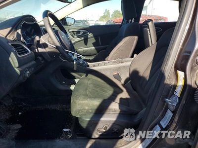 Zdjęcie 7 z 12 samochodu: 2016 CHRYSLER 200 LIMITED VIN:1C3CCCAB9GN150552 - miniatura