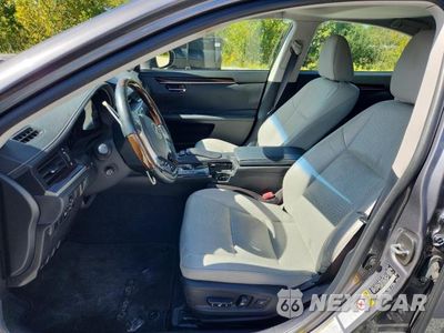 Zdjęcie 7 z 13 samochodu: 2013 LEXUS ES 350 VIN:JTHBK1GG6D2008849 - miniatura