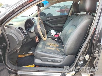 Zdjęcie 7 z 12 samochodu: 2012 NISSAN ALTIMA 2.5 VIN:1N4AL2AP3CN504817 - miniatura